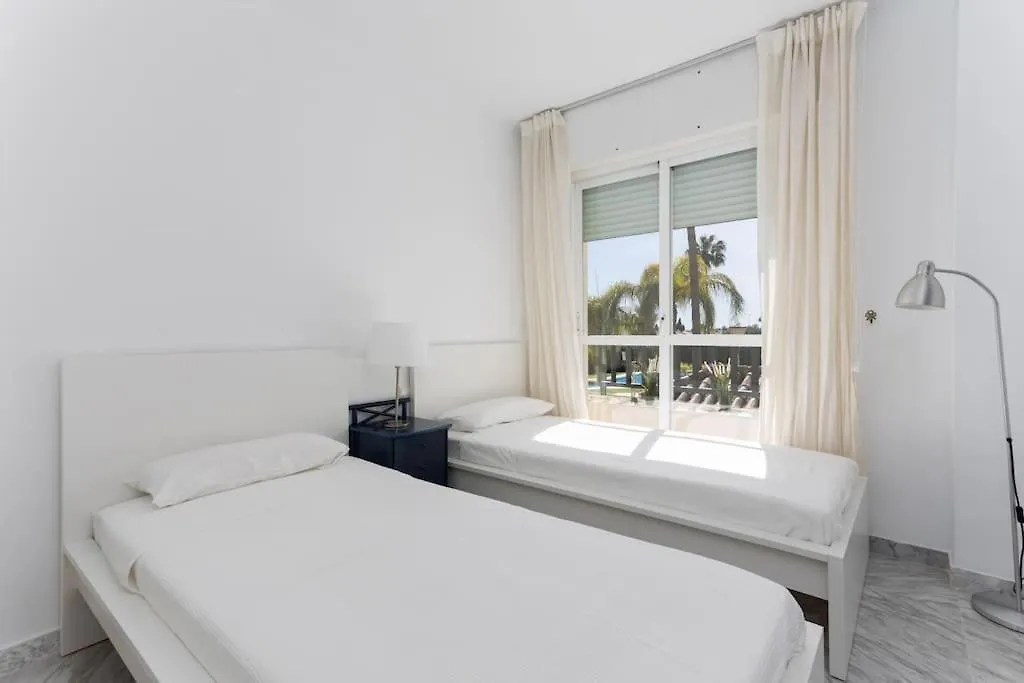 Beach & Golf Cosy Apartment Close To Puerto Banus Marbella 0*,  Spain